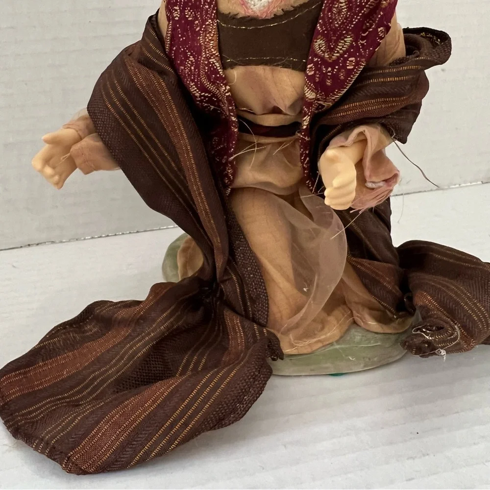 Members Mark Nativity Replacement Mary - Picture 5 of 15